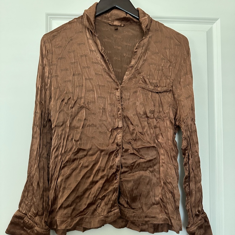 SKIMS Brown Button-Up Pajama set